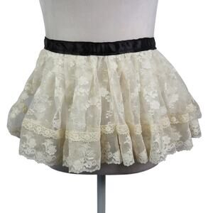 Vintage Cream Lace Mini Apron Skirt